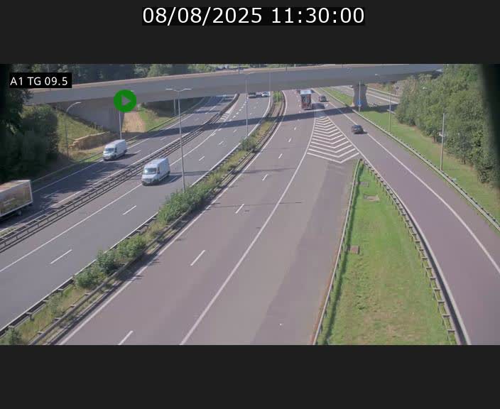 Traffic live webcam Luxembourg Jonction Grünewald - A1 direction Luxembourg-ville - BK 9.5