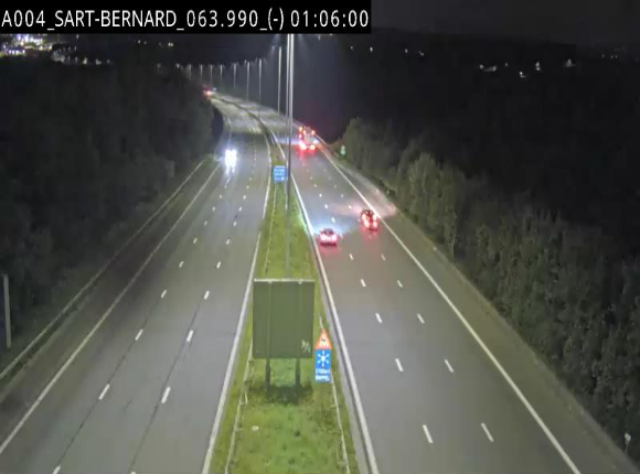 Webcam E411 à hauteur d'Assesse en provenance d'Arlon ou de la N4 vers Namur