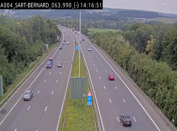 Webcam E411 à hauteur d'Assesse en provenance d'Arlon ou de la N4 vers Namur