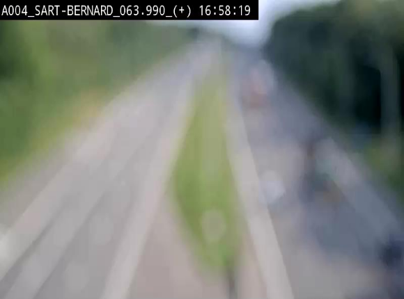 Webcam sur l'E411 à hauteur de la jonction avec la N4 à la sortie de Namur. Vue orientée vers Luxembourg