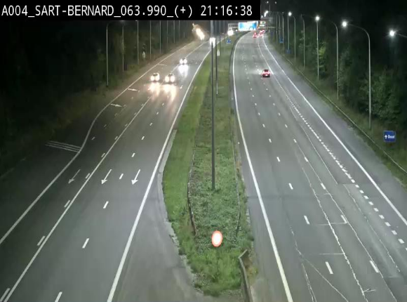 Webcam sur l'E411 à hauteur de la jonction avec la N4 à la sortie de Namur. Vue orientée vers Luxembourg