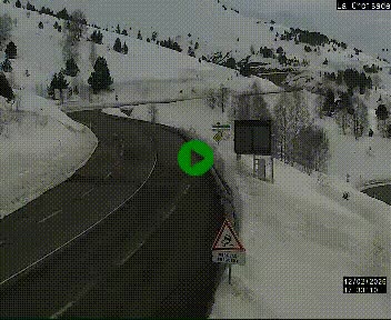 Webcam au carrefour de la croisade, à la jonction entre la N22 et la N320, avant le poste de douane franco-andorrane. Webcam à 1790 mètres d'altitude