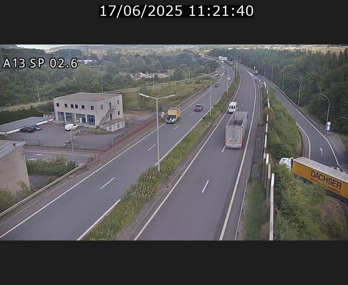 Traffic live webcam Luxembourg Sanem - A13 direction Pétange - BK 2.6