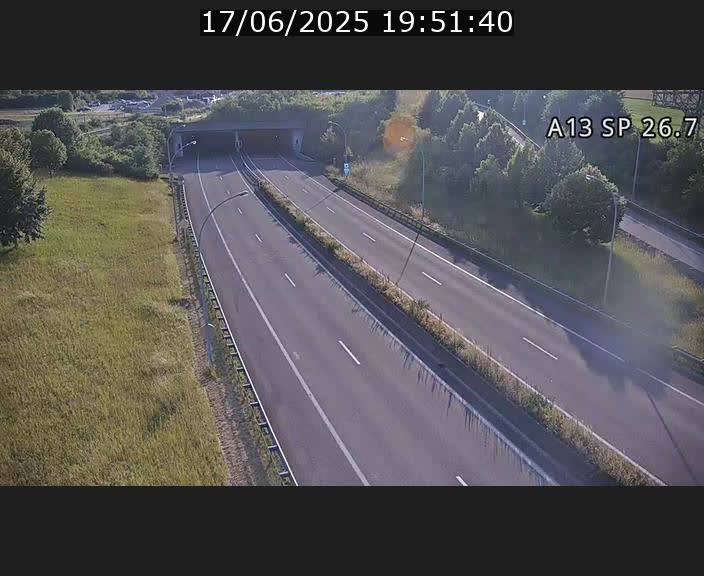 Traffic live webcam Luxembourg Frisange - A13 direction Luxembourg-ville - BK 26.7