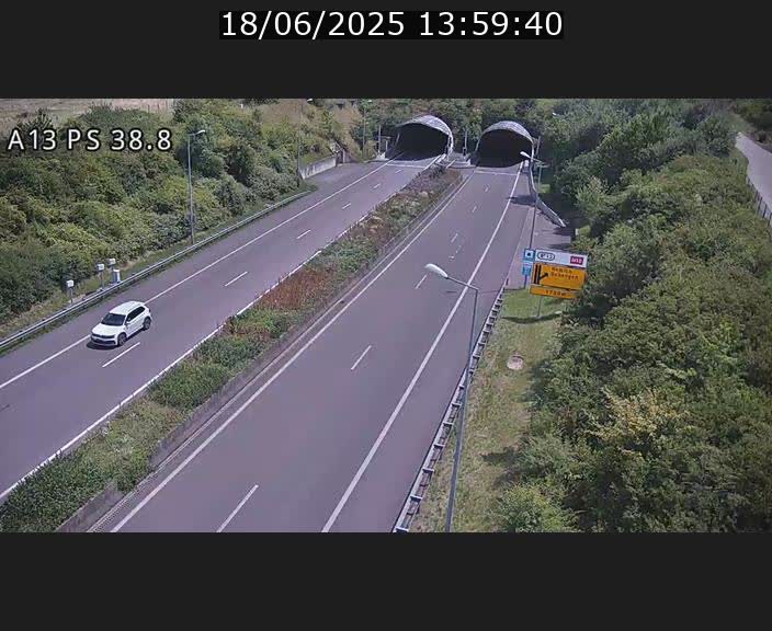 Webcam autoroute A13 à l'entrée ouest du tunnel Markusbierg à Schengen. Vue orientée vers Mondorf-les-Bains