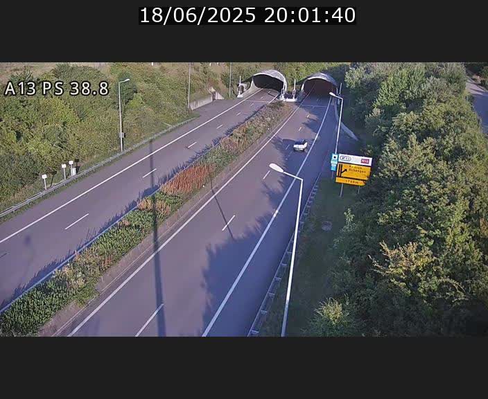 Webcam autoroute A13 à l'entrée ouest du tunnel Markusbierg à Schengen. Vue orientée vers Mondorf-les-Bains