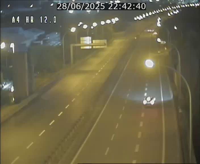 Traffic live webcam Luxembourg Jonction Foetz - A4 - BK 12.0 - direction Esch sur Alzette