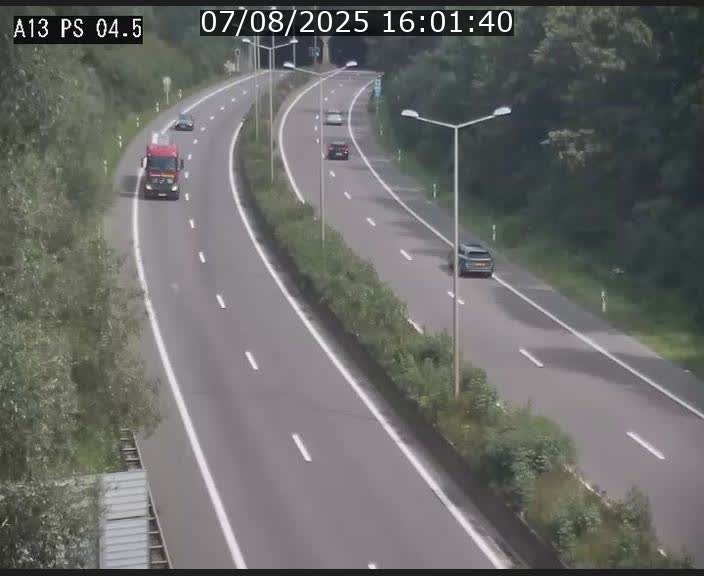 Traffic live webcam Luxembourg Differdange - A13 direction Esch-sur-Alzette - BK 4.5