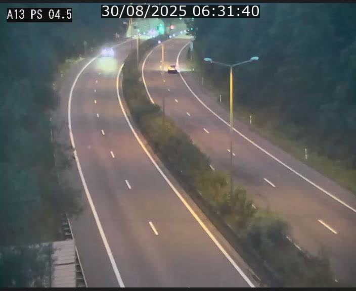 Traffic live webcam Luxembourg Differdange - A13 direction Esch-sur-Alzette - BK 4.5