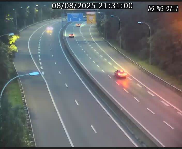 Traffic live webcam Luxembourg - Bridel - A6 - BK 7.7 - direction Belgique