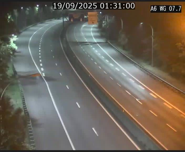 Traffic live webcam Luxembourg - Bridel - A6 - BK 7.7 - direction Belgique