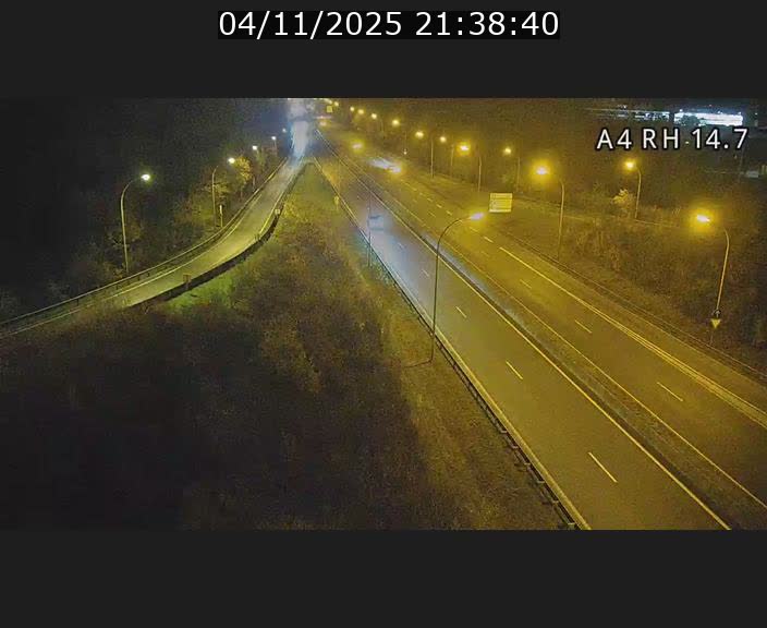 Traffic live webcam Luxembourg Jonction Lankelz - A4 - BK 14.7 - direction Luxembourg