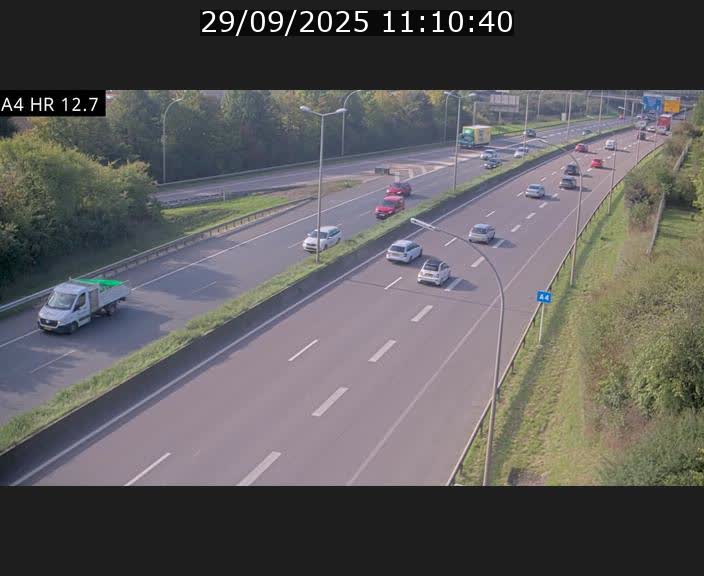 Traffic live webcam Luxembourg Esch sur Alzette - A4 - BK 12.7 - direction Esch-Belval
