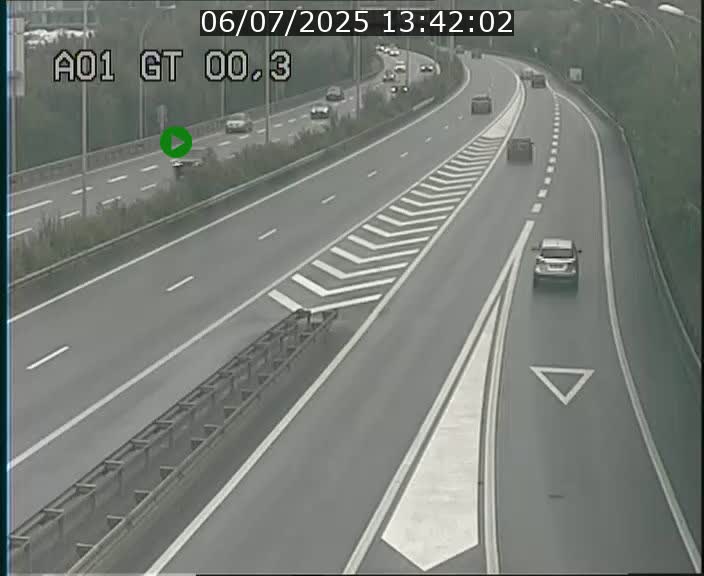 Traffic live webcam Luxembourg Croix de Gasperich - A1 direction Kirchberg - BK 0.3