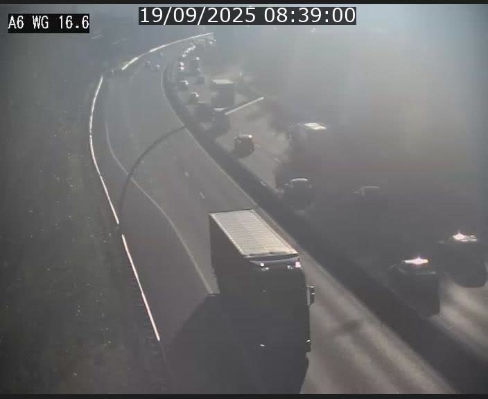 Traffic live webcam Luxembourg Aire de Capellen - A6 - BK 16.6 - direction Luxembourg/France/Allemagne