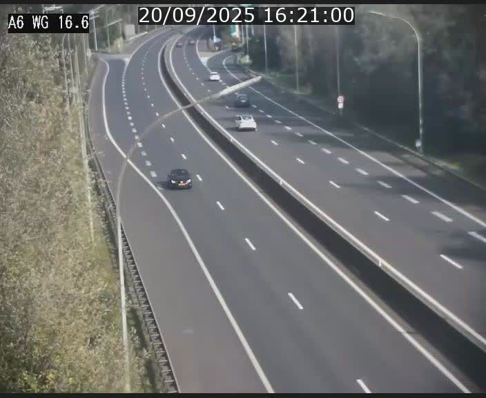 Traffic live webcam Luxembourg Aire de Capellen - A6 - BK 16.6 - direction Luxembourg/France/Allemagne