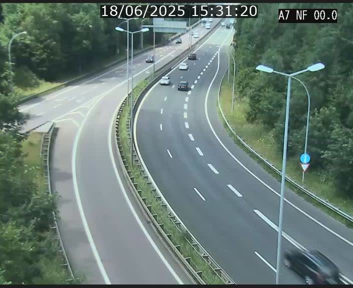 Caméra autoroute Luxembourg A7 - Echangeur A1/A7 Grünewald direction Tunnel Stafelter