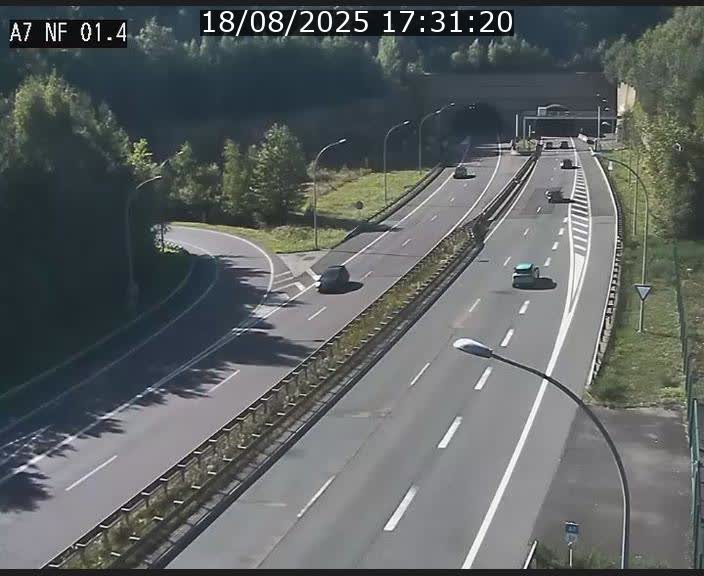 Caméra autoroute Luxembourg A7 - Echangeur Waldhaff - direction Tunnel Stafelter