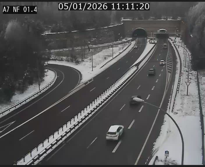 Caméra autoroute Luxembourg A7 - Echangeur Waldhaff - direction Tunnel Stafelter