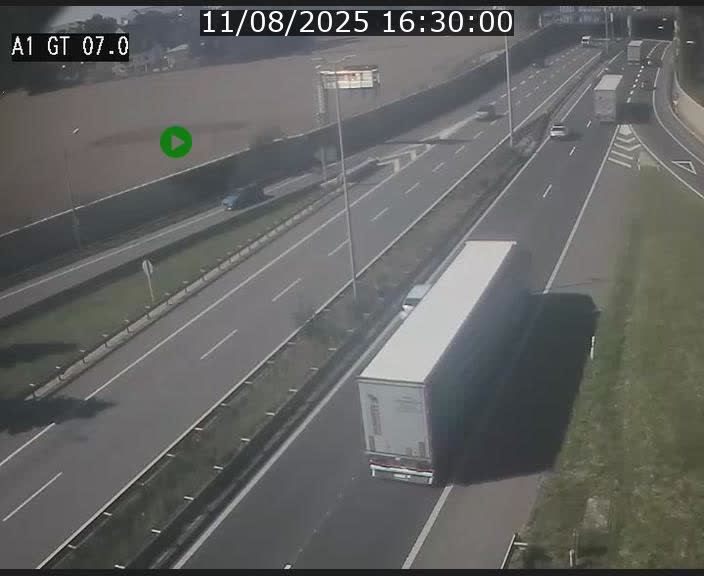 Traffic live webcam Luxembourg Cents - A1 direction Kirchberg - BK 7