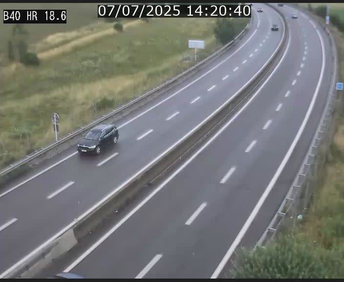 Webcam sur la route de liaison entre Micheville et Esch-Belval à la frontière entre le Luxembourg et la France. Vue orientée vers la Lorraine.
