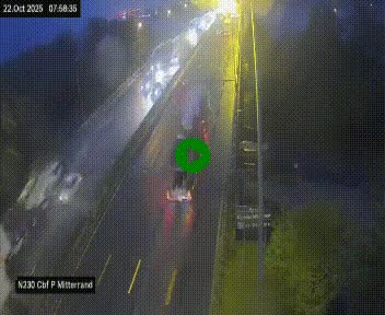 Webcam sur le périphérique de Bordeaux à l'est de la ville. Caméra située sur le Pont Mitterand sur la N230