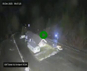 Webcam à l'entrée du tunnel du Somport, côté français, sur la N134, dans les Pyrénées, en direction de l'Espagne, à 1116 mètres d'altitude