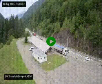 Webcam à l'entrée du tunnel du Somport, côté français, sur la N134, dans les Pyrénées, en direction de l'Espagne, à 1116 mètres d'altitude