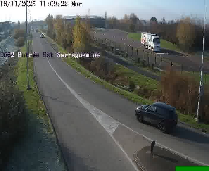 Point de vue trafic déployé sur D662 (France) à Sarreguemines, regardant vers Sarreguemines, aidant conducteurs et services à anticiper les flux.