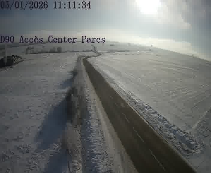 Point de vue trafic déployé sur D90 (France) à Hattigny, regardant vers Hattigny, aidant conducteurs et services à anticiper les flux.