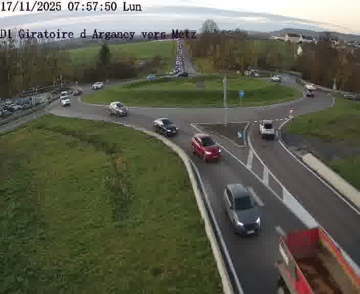 Webcam installée le long de D1 (France) à Argancy, pointée vers Metz, utile pour suivre précisément les conditions de trafic.