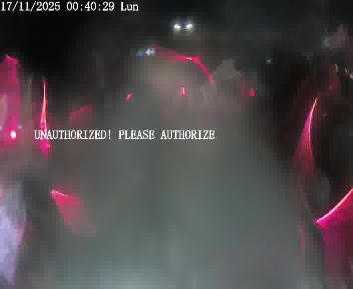 Webcam installée le long de D1 (France) à Ennery, pointée vers Metz, utile pour suivre précisément les conditions de trafic.