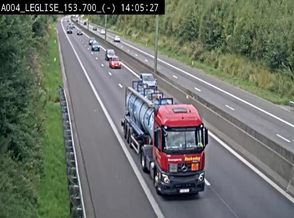 Webcam autoroute A4 (E411-E25) à Léglise, avant la jonction avec la N40. Vue orientée vers Bruxelles