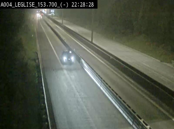 Webcam autoroute A4 (E411-E25) à Léglise, avant la jonction avec la N40. Vue orientée vers Bruxelles