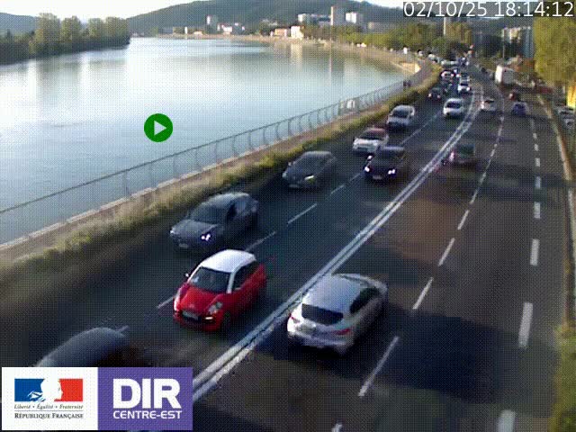 Webcam sur le quai Parjot à Vienne, aux Portes de Lyon, sur la Nationale 7, à la jonction avec le boulevard du Rhône-nord (D1407), caméra orientée vers Lyon
