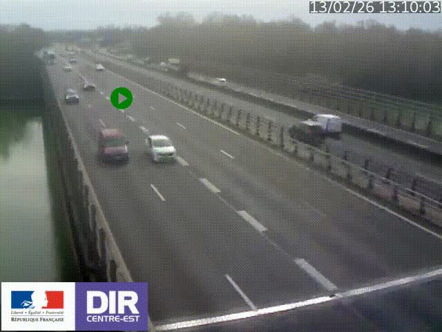 Caméra trafic à la jonction entre l'A46 (Rocade-est de Lyon) et l'A42 à hauteur de Vault-en-Velin en direction de Marseille