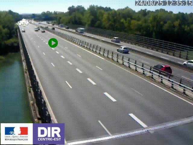 Caméra trafic à la jonction entre l'A46 (Rocade-est de Lyon) et l'A42 à hauteur de Vault-en-Velin en direction de Marseille