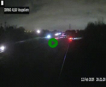 Webcam autoroute A150 à hauteur de La Vaupalière en périphérie de Rouen. Vue orientée vers Rouen