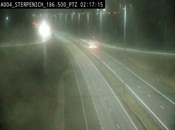 Webcam E411 à Sterpenich en Belgique près de la frontière du Luxembourg. Vue orientée vers Bruxelles