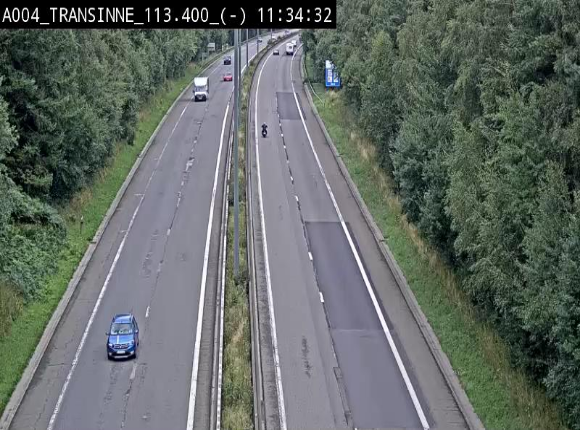 Caméra trafic E411 (A4) - Transinne direction Namur - BK 113.425