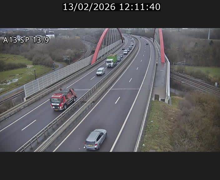 Traffic live webcam Luxembourg Kayl - A13 direction Esch-sur-Alzette/Luxembourg-ville - BK 13.9