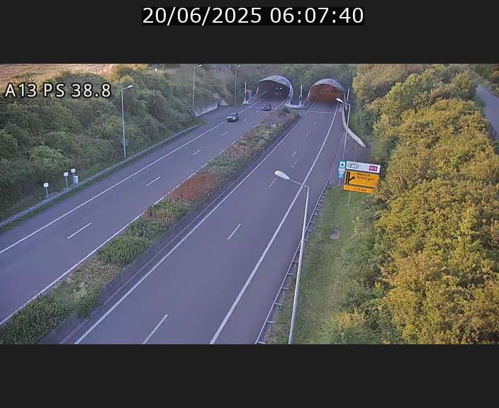 Webcam autoroute A13 à l'entrée ouest du tunnel Markusbierg à Schengen. Vue orientée vers Mondorf-les-Bains