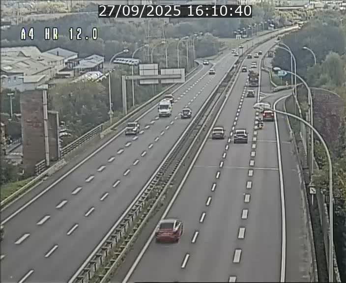 Traffic live webcam Luxembourg Jonction Foetz - A4 - BK 12.0 - direction Esch sur Alzette