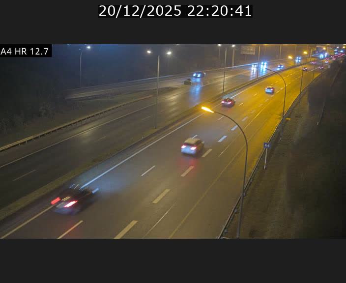 Traffic live webcam Luxembourg Esch sur Alzette - A4 - BK 12.7 - direction Esch-Belval