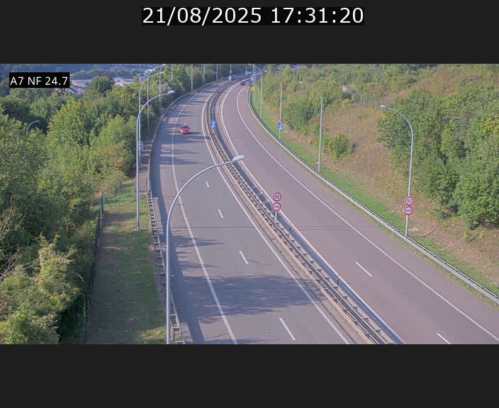 Caméra trafic Luxembourg - A7, Schieren direction Mersch