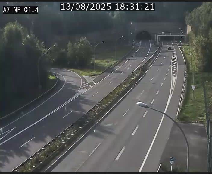 Caméra autoroute Luxembourg A7 - Echangeur Waldhaff - direction Tunnel Stafelter