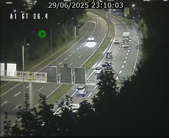 Traffic live webcam Luxembourg Hamm - A1 direction Sandweiler - BK 6.4