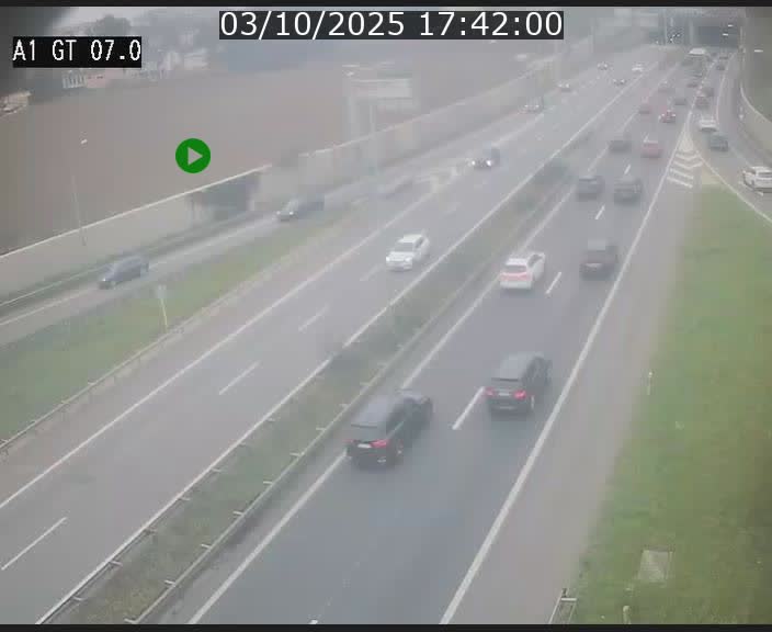 Traffic live webcam Luxembourg Cents - A1 direction Kirchberg - BK 7