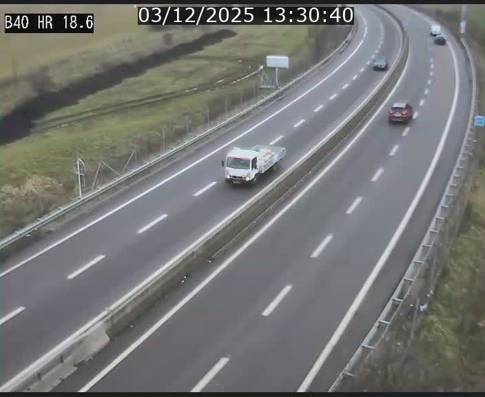 Webcam sur la route de liaison entre Micheville et Esch-Belval à la frontière entre le Luxembourg et la France. Vue orientée vers la Lorraine.