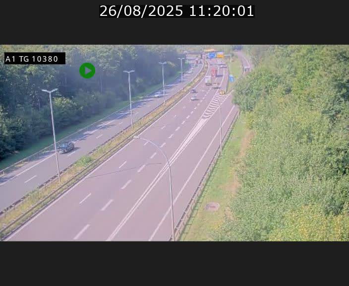 Traffic live webcam Luxembourg Senningerberg - A1 direction Luxembourg Kirchberg - BK 10.3